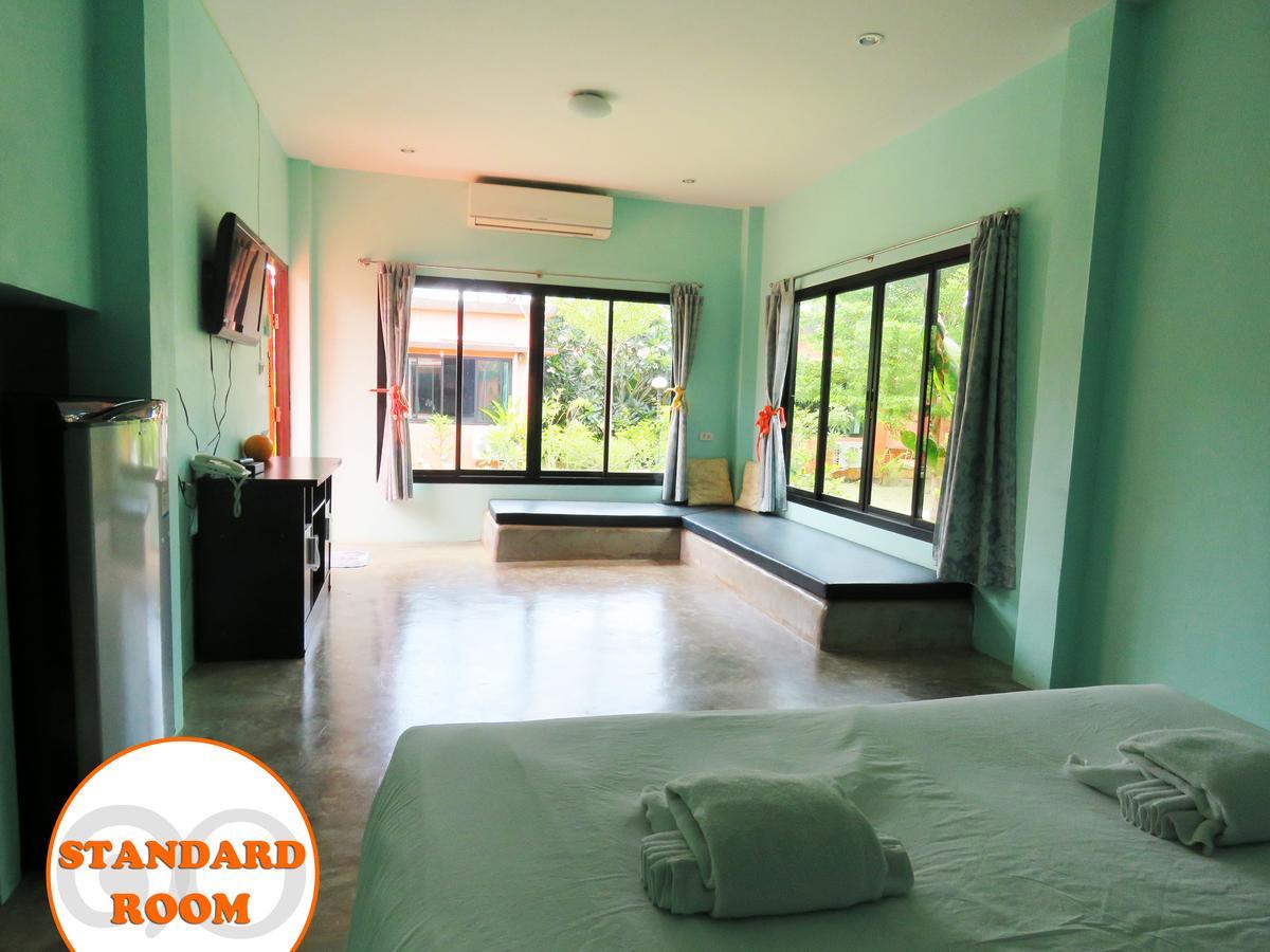 10 Billion Resort Samut Songkhram Ngoại thất bức ảnh