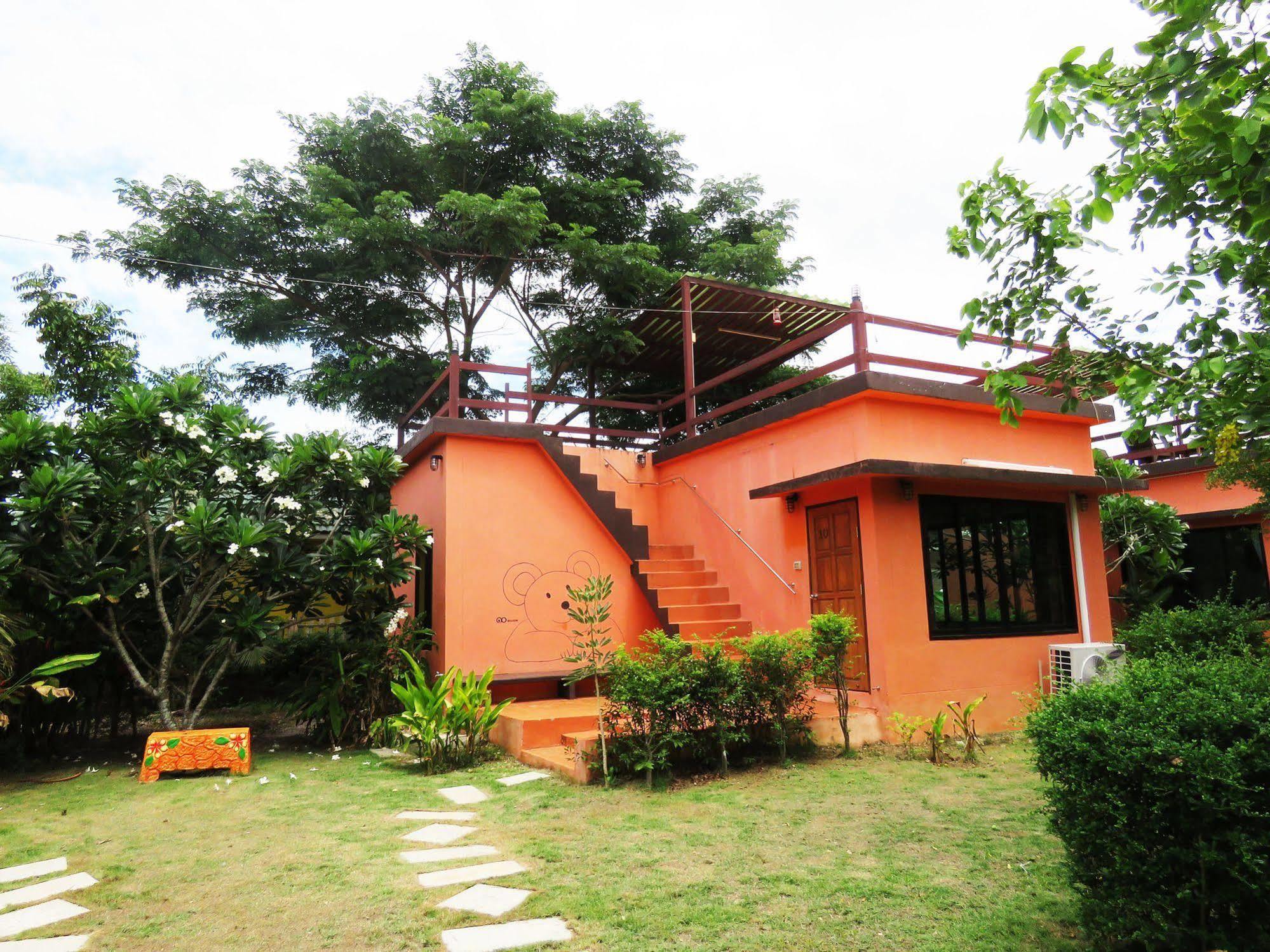 10 Billion Resort Samut Songkhram Ngoại thất bức ảnh