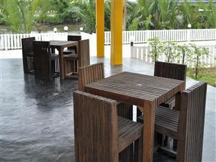 10 Billion Resort Samut Songkhram Ngoại thất bức ảnh